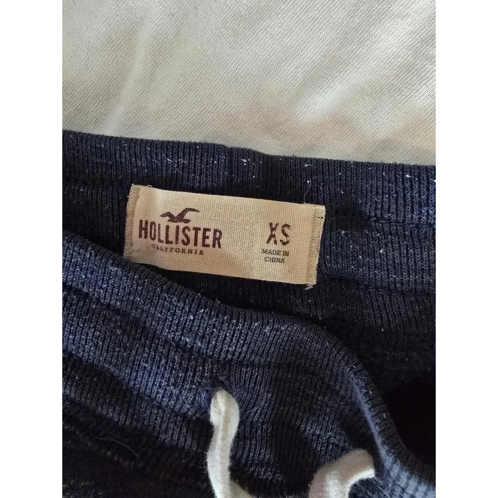 Hollister Mens XS Navy Blue‎ Marl Sweat Shorts Red Embroidered Logo Drawstring